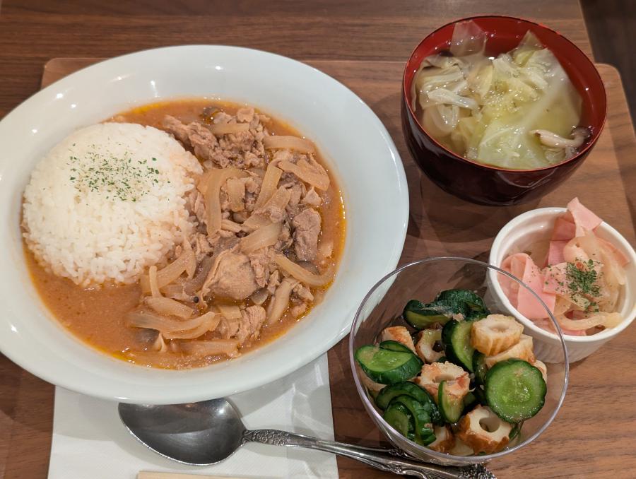 ポークストロガノフ風